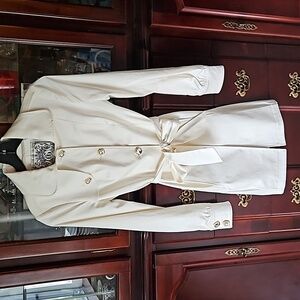 GUESS VINTAGE IVORY TRENCH COAT